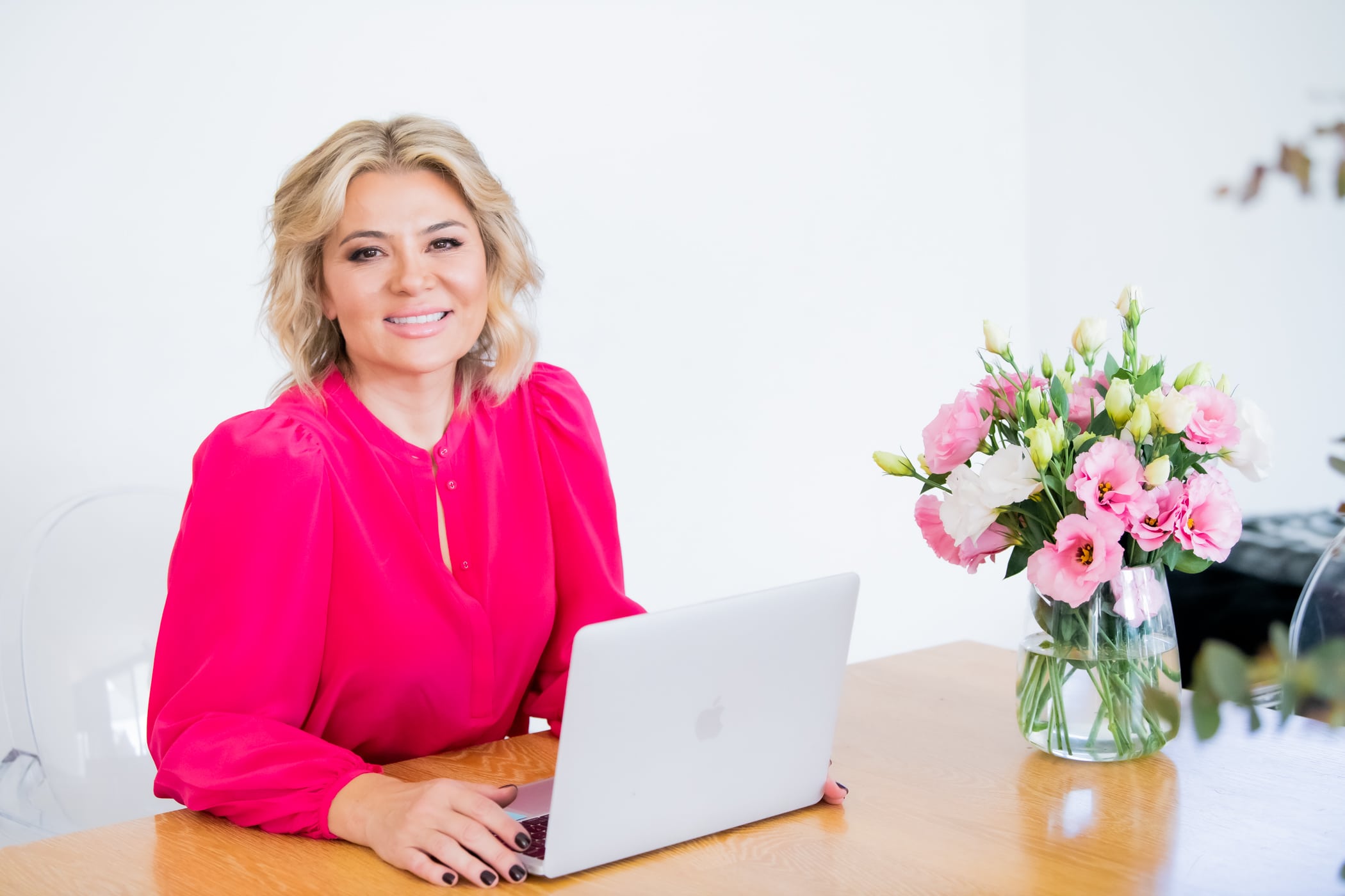 Online Business Coach Mary Henderson Online Business Coach Mary Henderson